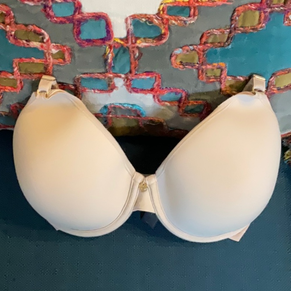 NWOT Natori Understated T-shirt Bra in Nude; Size 32DD